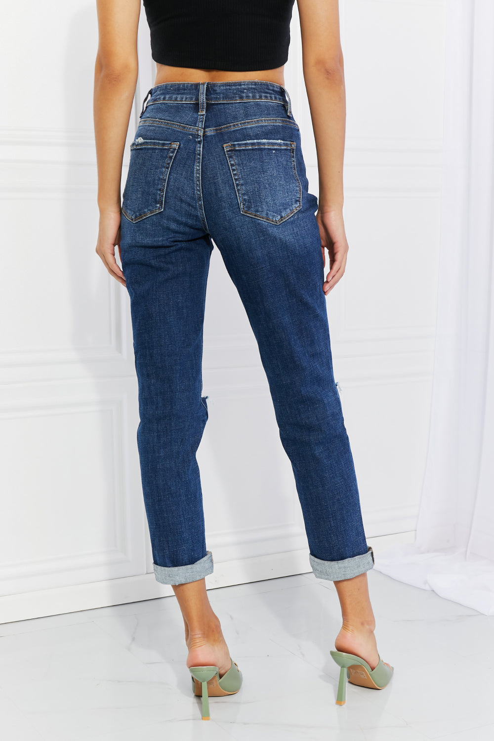 Sienna Distressed Cropped Jeans with Pockets