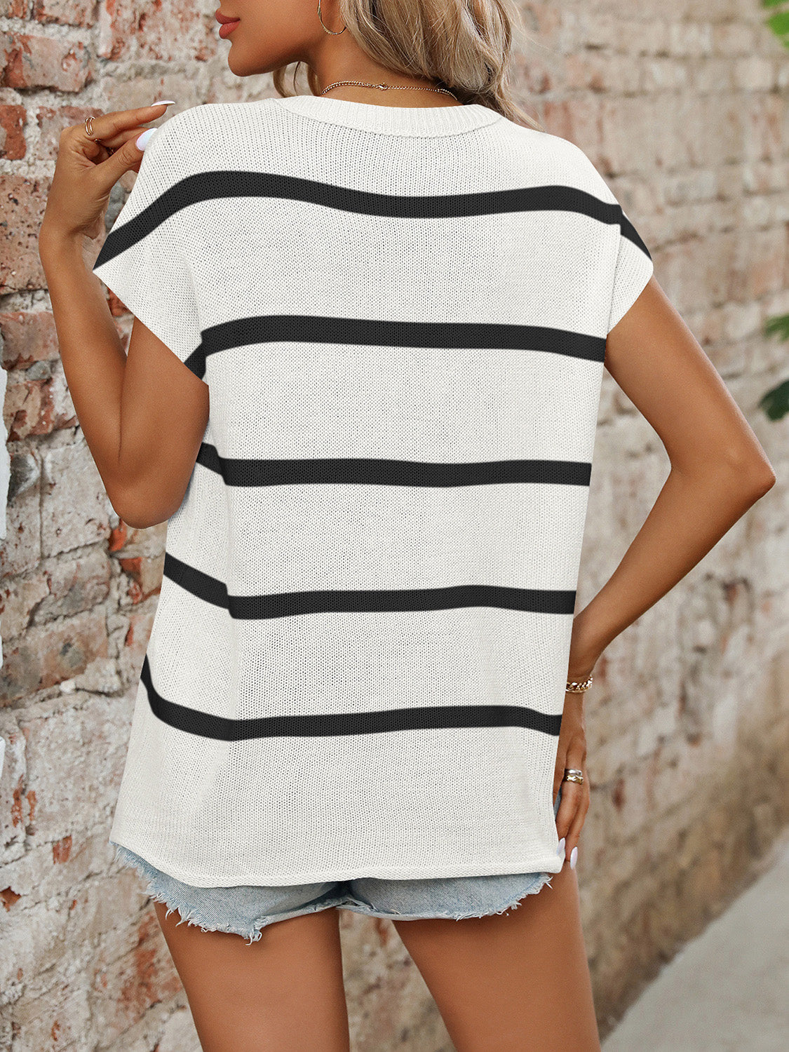 Bold Striped Round Neck Short Sleeve Knit Top