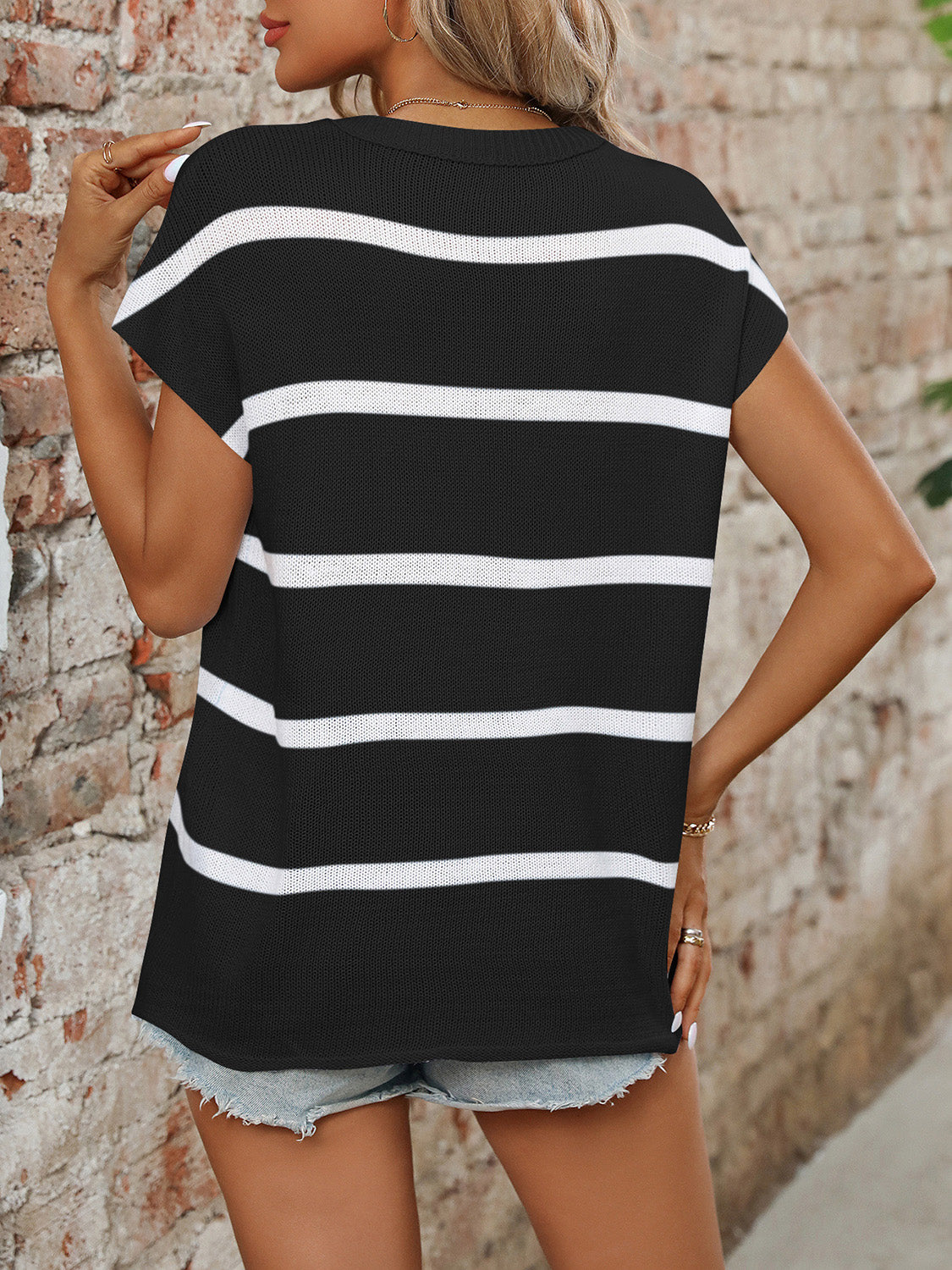 Bold Striped Round Neck Short Sleeve Knit Top