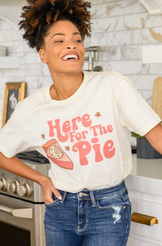 Here For The Pie Graphic T-Shirt In Cream